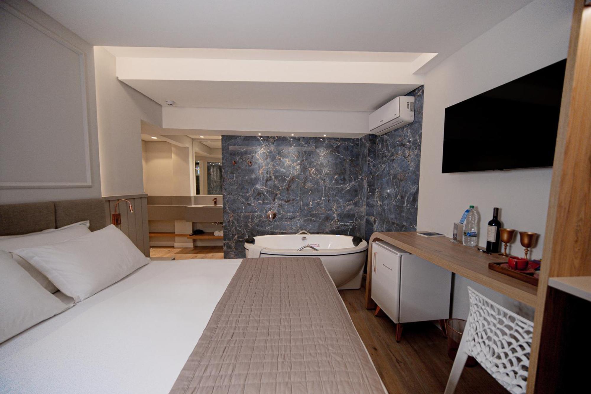 Hotel Marimar The Place Balneário Camboriú Buitenkant foto