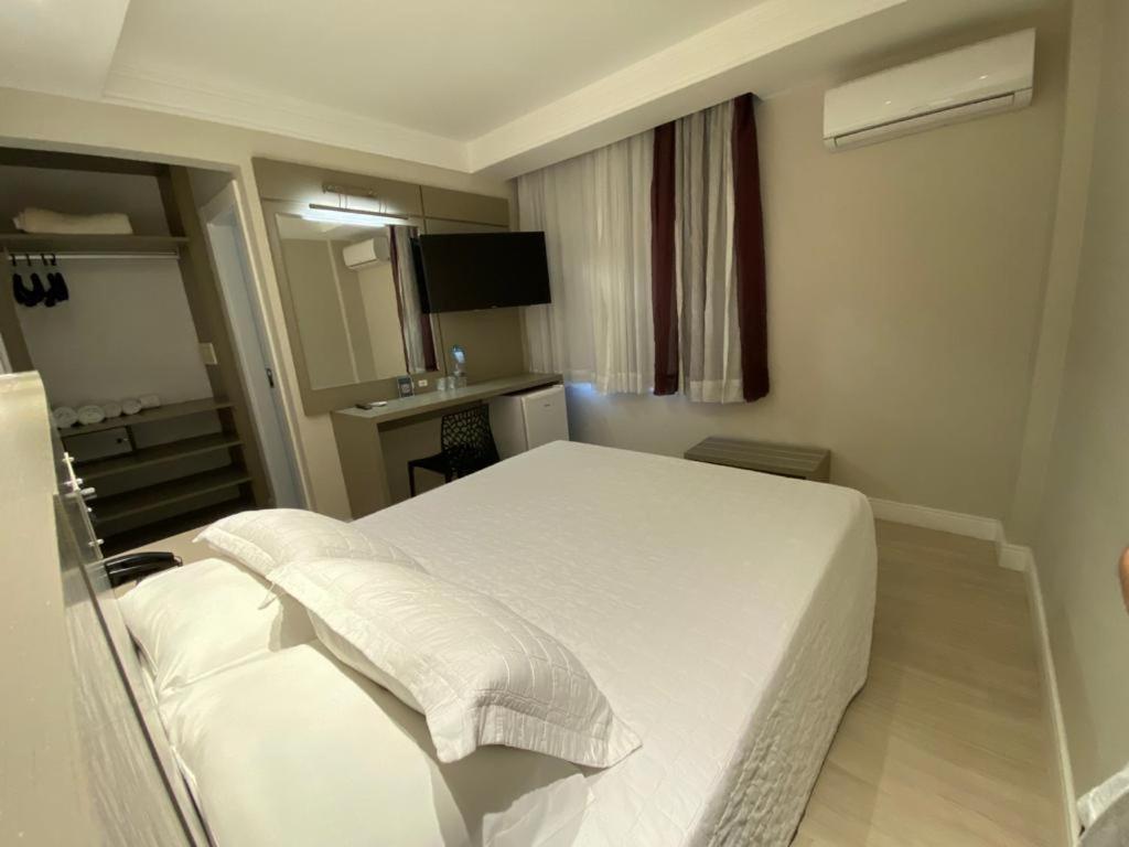 Hotel Marimar The Place Balneário Camboriú Buitenkant foto